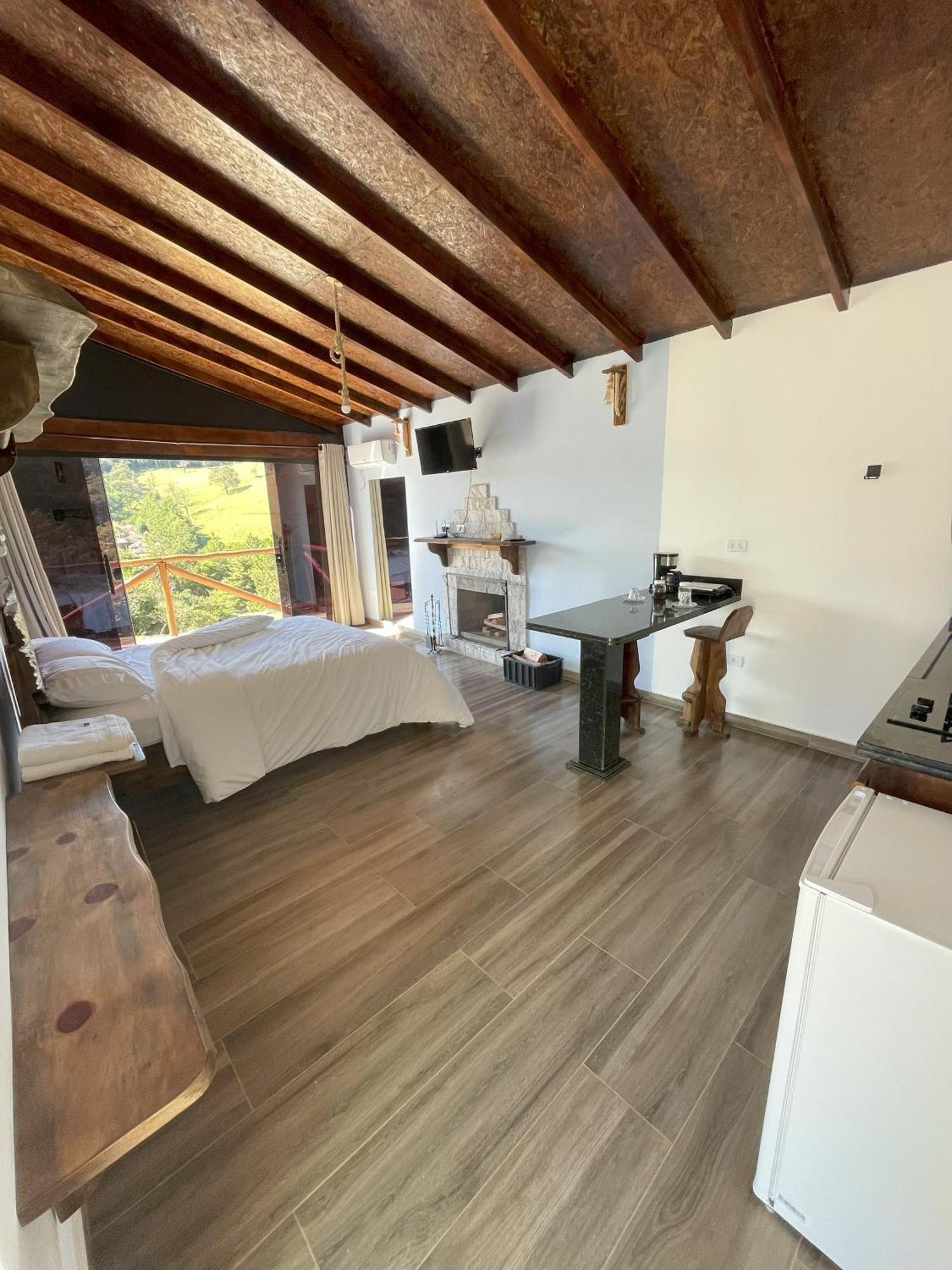 Chalet Mil Mudas Da Mantiqueira - Hidro Dupla, Lareira Interna E Vista Espetacular