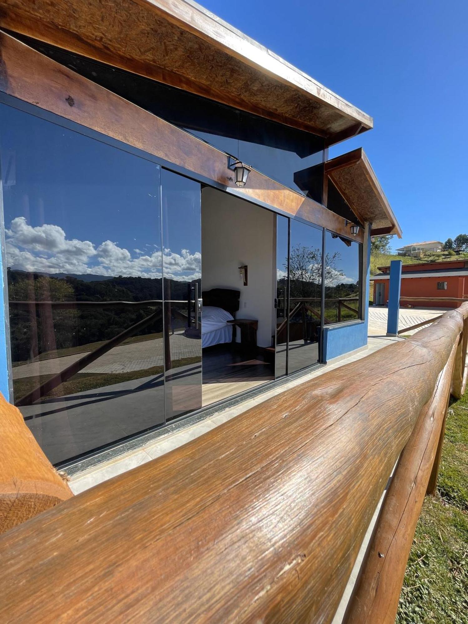 Chalet Mil Mudas Da Mantiqueira - Hidro Dupla, Lareira Interna E Vista Espetacular *